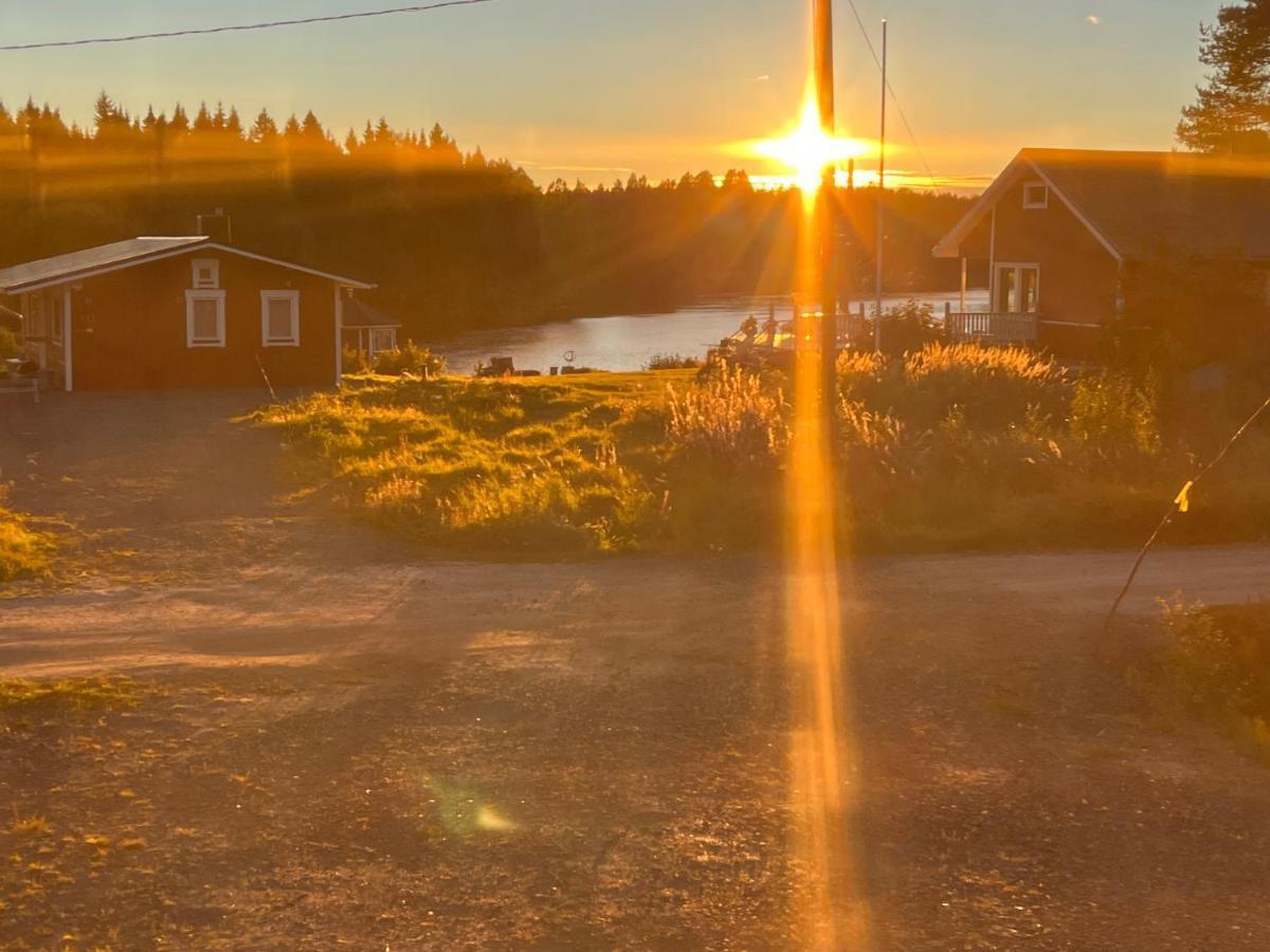 トルニオ Luxus Tiny House Saagalaヴィラ エクステリア 写真